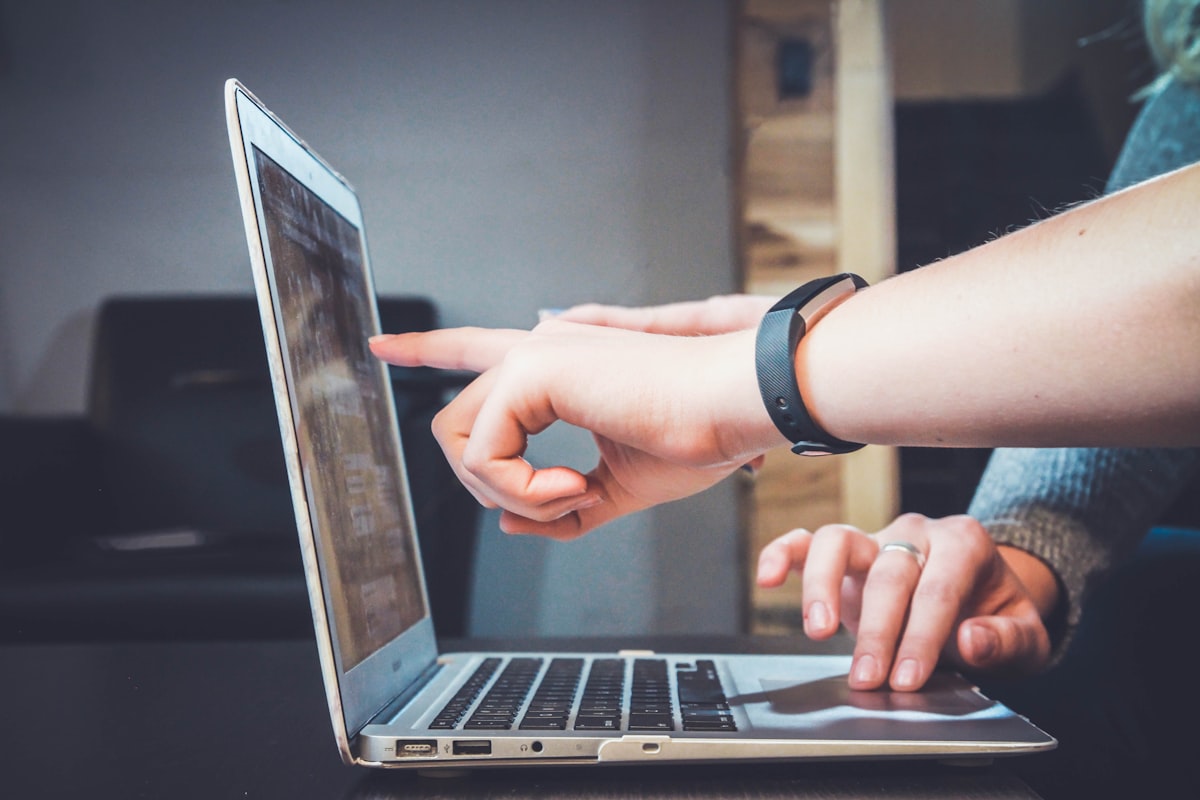 Free AI Chatbot for Your WordPress— Tidio Setup, Features, and 10 Alternatives